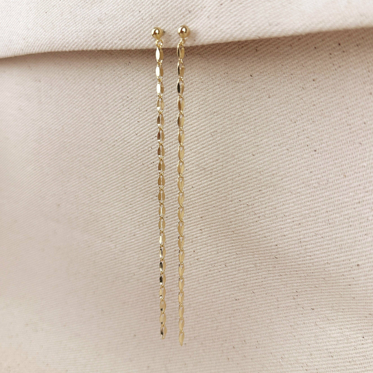 Detailed Chain Drop Earrings